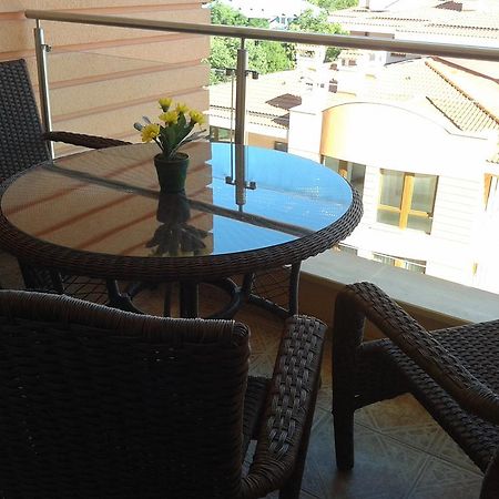 Apartment In St. Constantine And Helena 圣君士坦丁和海伦那 外观 照片