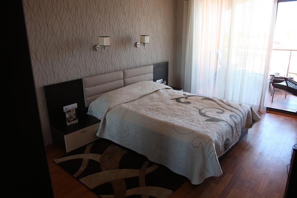 Apartment In St. Constantine And Helena 圣君士坦丁和海伦那 外观 照片