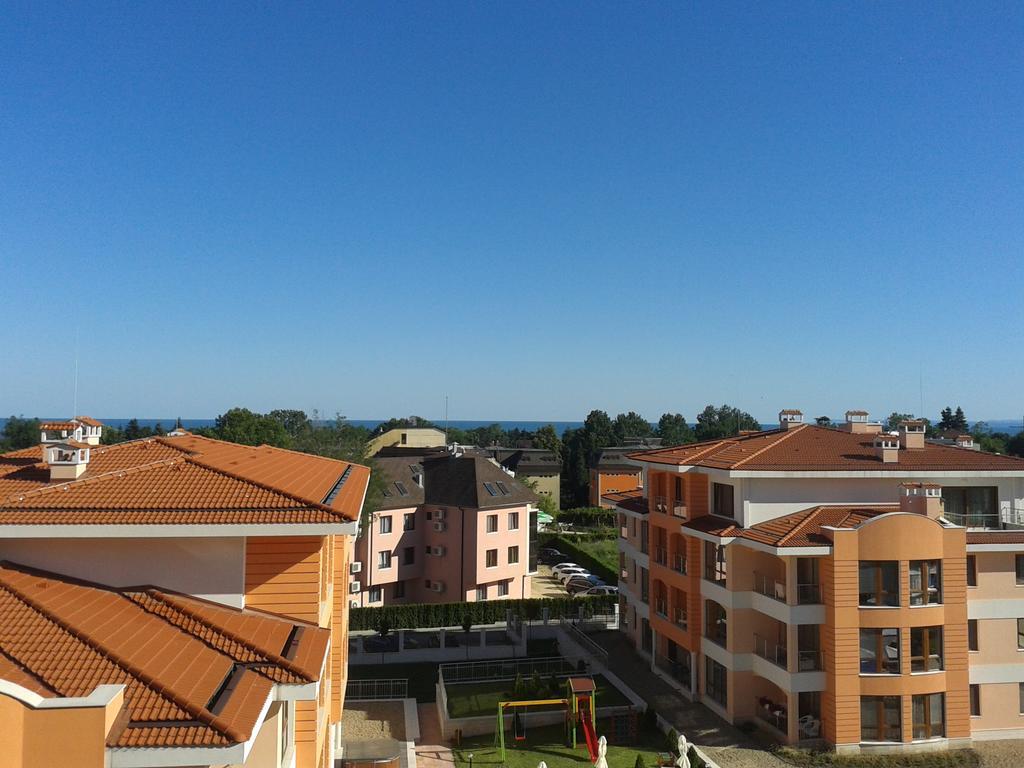 Apartment In St. Constantine And Helena 圣君士坦丁和海伦那 外观 照片